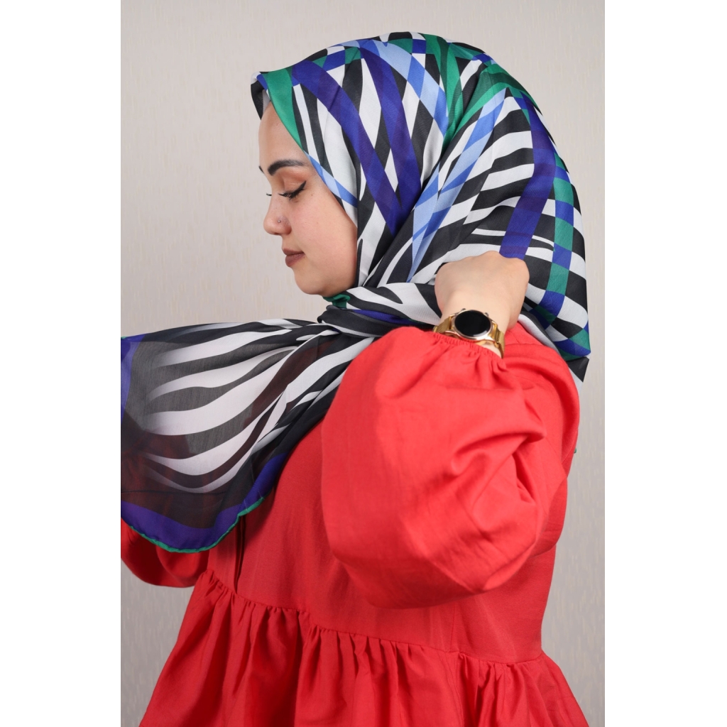 Miray Desenli Soft El Dikişli Eşarp - Desen-02